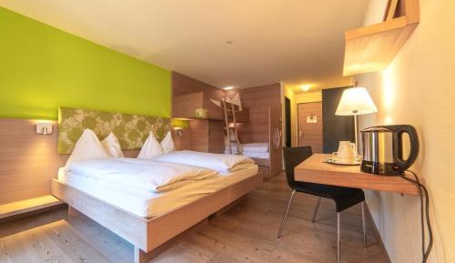 Quadruple Room with Balcony