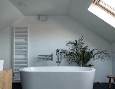 Deluxe Studio