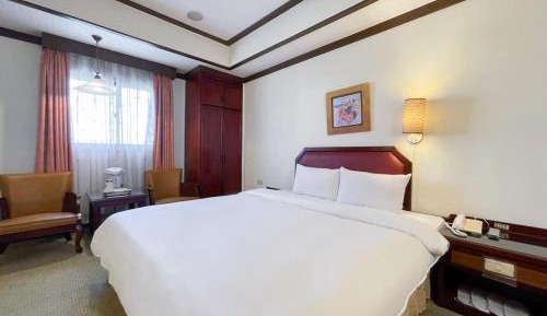 Double or Twin Room (Check-in after 20:00)
