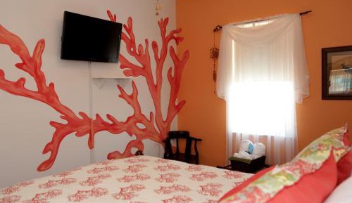 Coral Queen Room