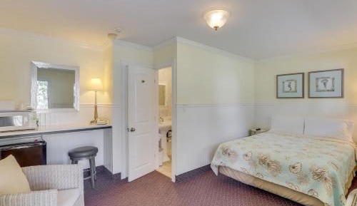Queen Room