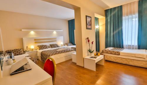 Standard Quadruple Room