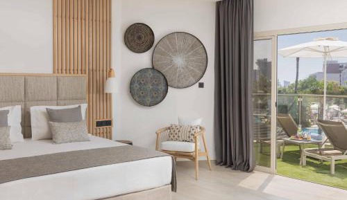 Athina Suite Sea View with Outdoor Whirlpool