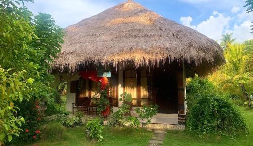 One-Bedroom Bungalow with Sea View