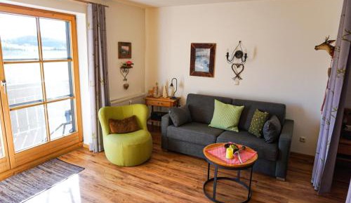 Apartment 10