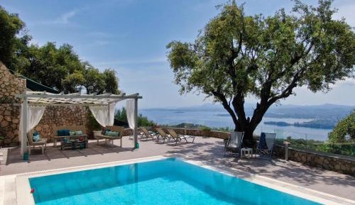 Deluxe Villa