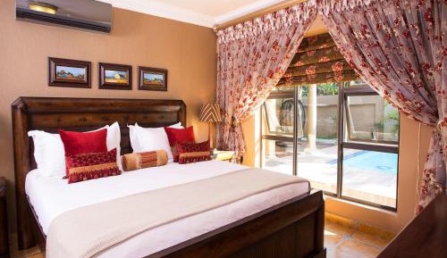 Deluxe King Suite