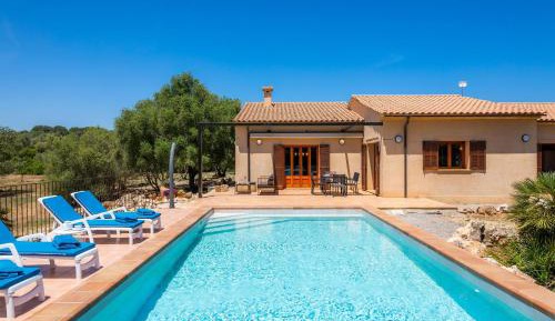 Villa with Garden View