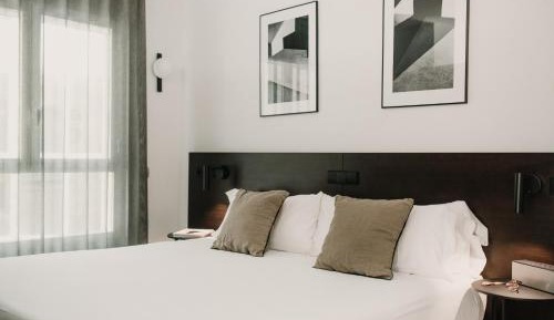 Loft Apartment (2 Adults + 2 Children)