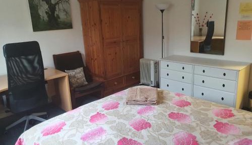 Standard Double Room with Shared Bathroom