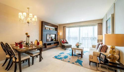 Deluxe Two-Bedroom Apartment