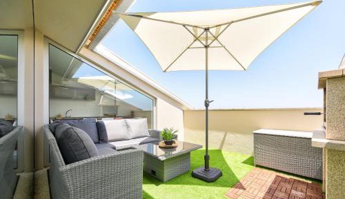 Apartment with Balcony