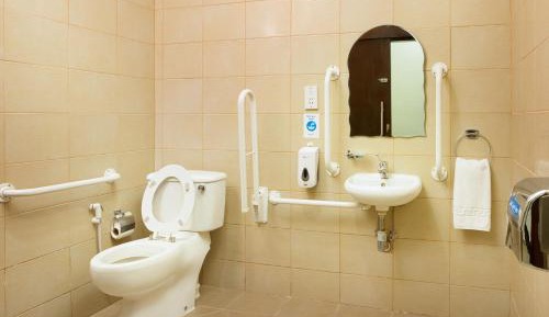 Queen Room - Disability Access