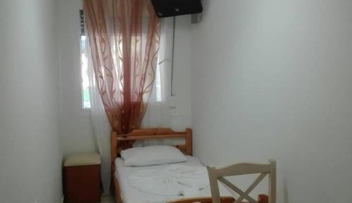 Apartment with Garden View