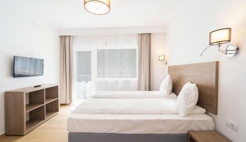 Two-Bedroom Deluxe Apartment