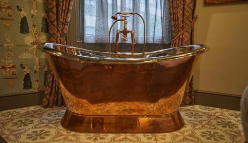King Room - Copper Bath