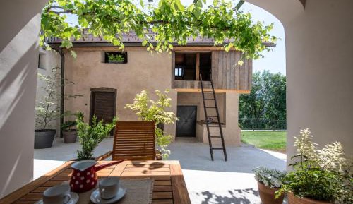 Apartment with Terrace