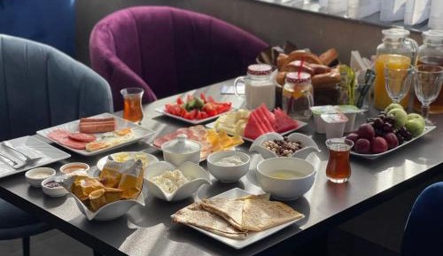 Single Room with Private Bathroom