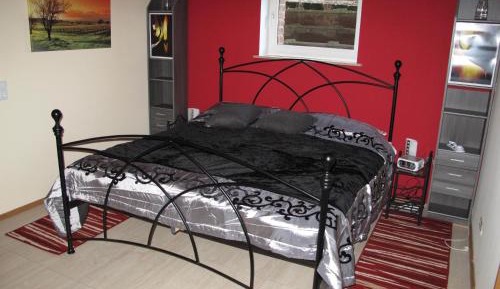One-Bedroom Apartment - Souterrain