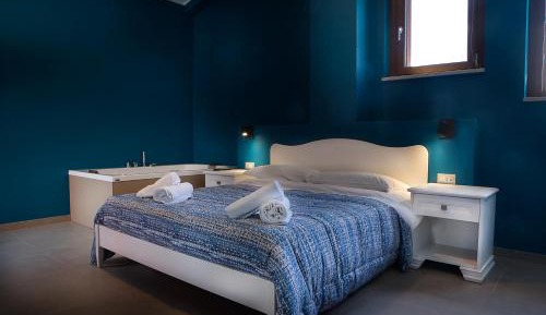 King Room with Spa Bath