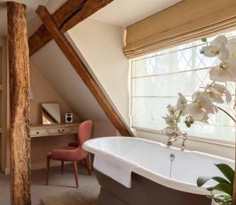 Deluxe Double Room with Bath