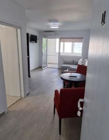 King Studio with Sofa Bed