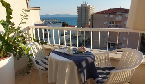 Studio with Sea View