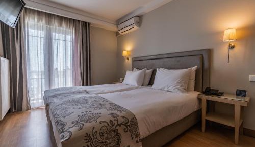 Triple Room with Sea View