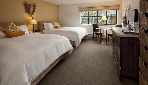 Superior Queen Room with Two Queen Beds