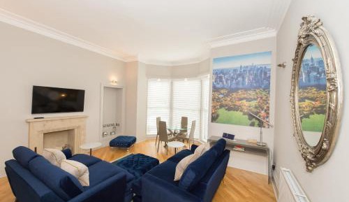 Apartment with Terrace - York Place