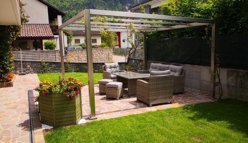 Family Room with Mountain View