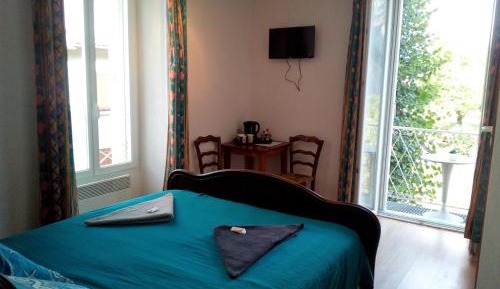 Family Room with Private Bathroom