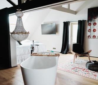 Deluxe Double Room with Bath