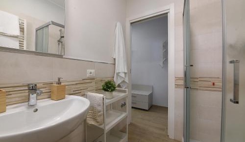 Economy Double or Twin Room