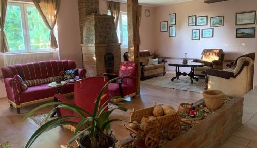 Deluxe Family Suite