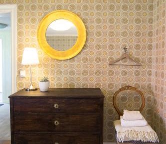 Queen Room with Shared Bathroom