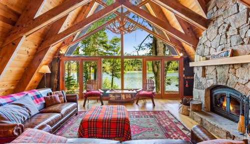 Four bedroom holiday home 