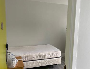 Single Room with Shared Bathroom
