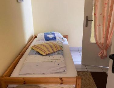 Economy Single Room