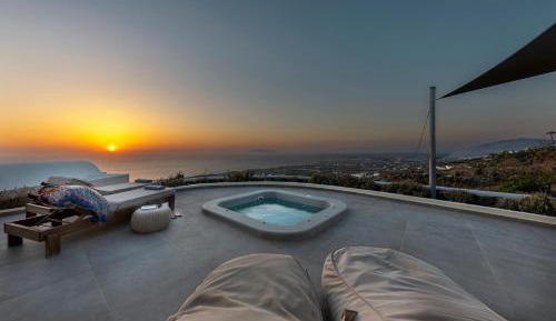 3-Bedroom Villa with Sea view