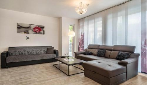 Superior One-Bedroom Apartment