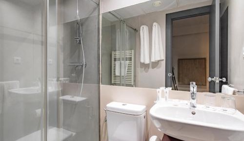 Superior Family Room