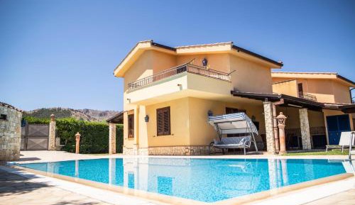 Villa with Private Pool