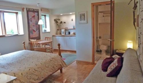 Triple Room with Private Bathroom