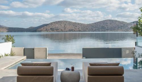 Villa - Beach Front