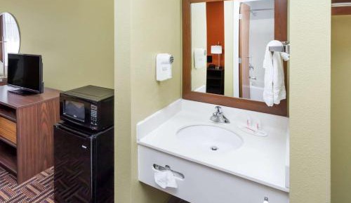Double Room - Disability Access - Non-Smoking