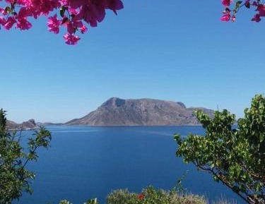 Studio Apartment with Sea View