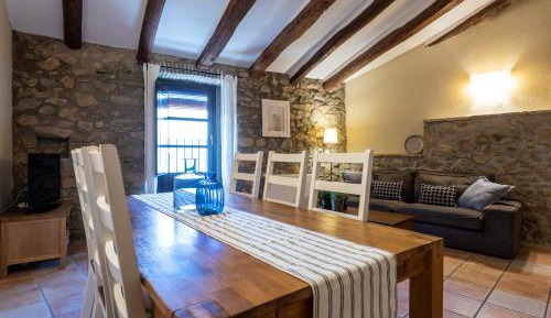 Three-Bedroom Apartment (2-5 Adults) - Second Floor