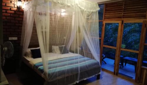 Double Room with Balcony (3 Adults)