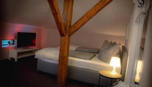 Double Room with Shared Bathroom